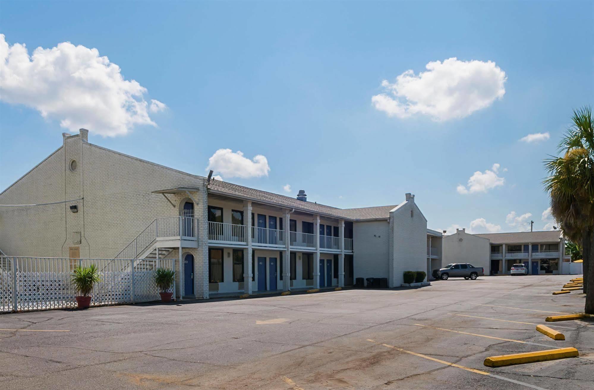 Red Roof Inn New Orleans - Westbank Harvey Exteriér fotografie